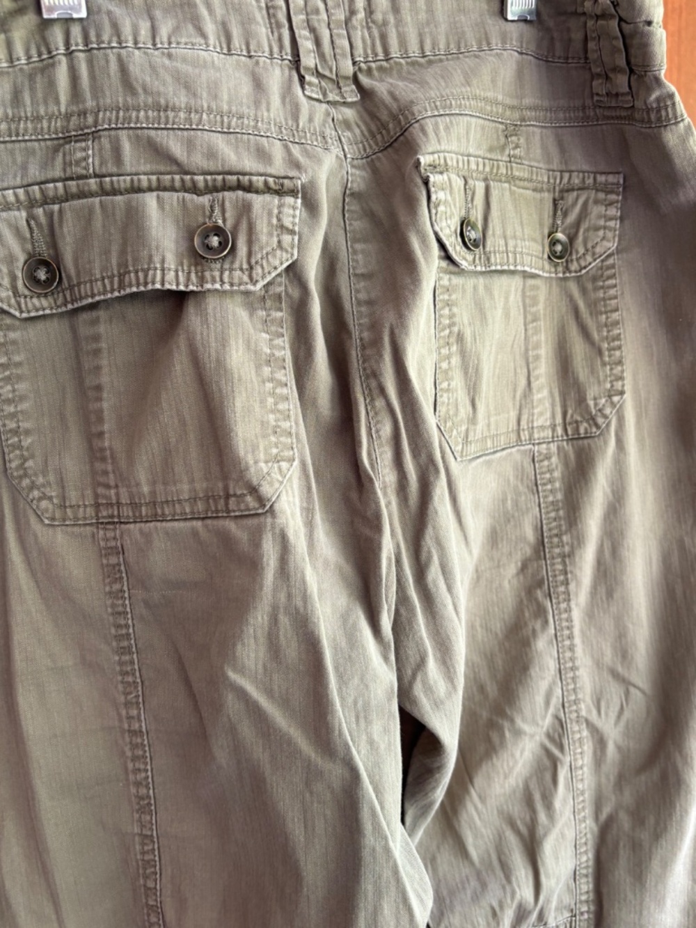 Reitmans Olive Green Cargo Utility Pants Multi Pocket Size 11 - Picture 5 of 9